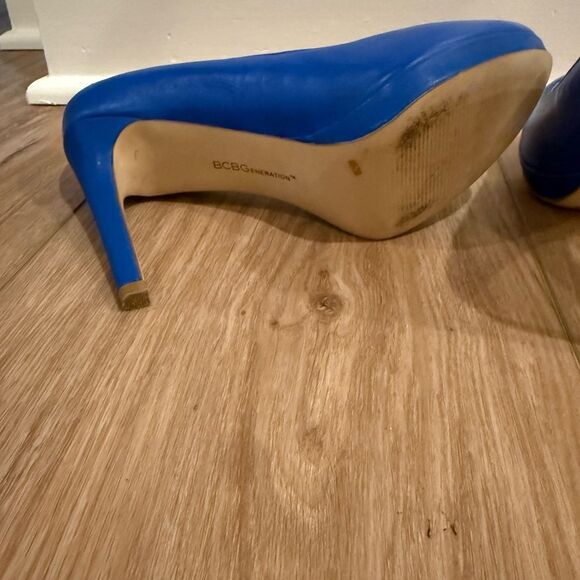 BCBGeneration Electric Blue High Heel Pumps - Picture 5 of 6